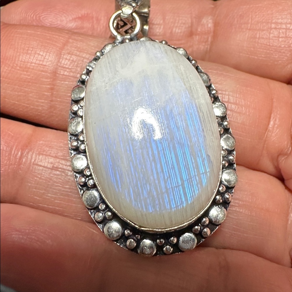 Artisan Jewelry Fiery Rainbow Moonstone Pendant Necklace Iridescent Handcrafted